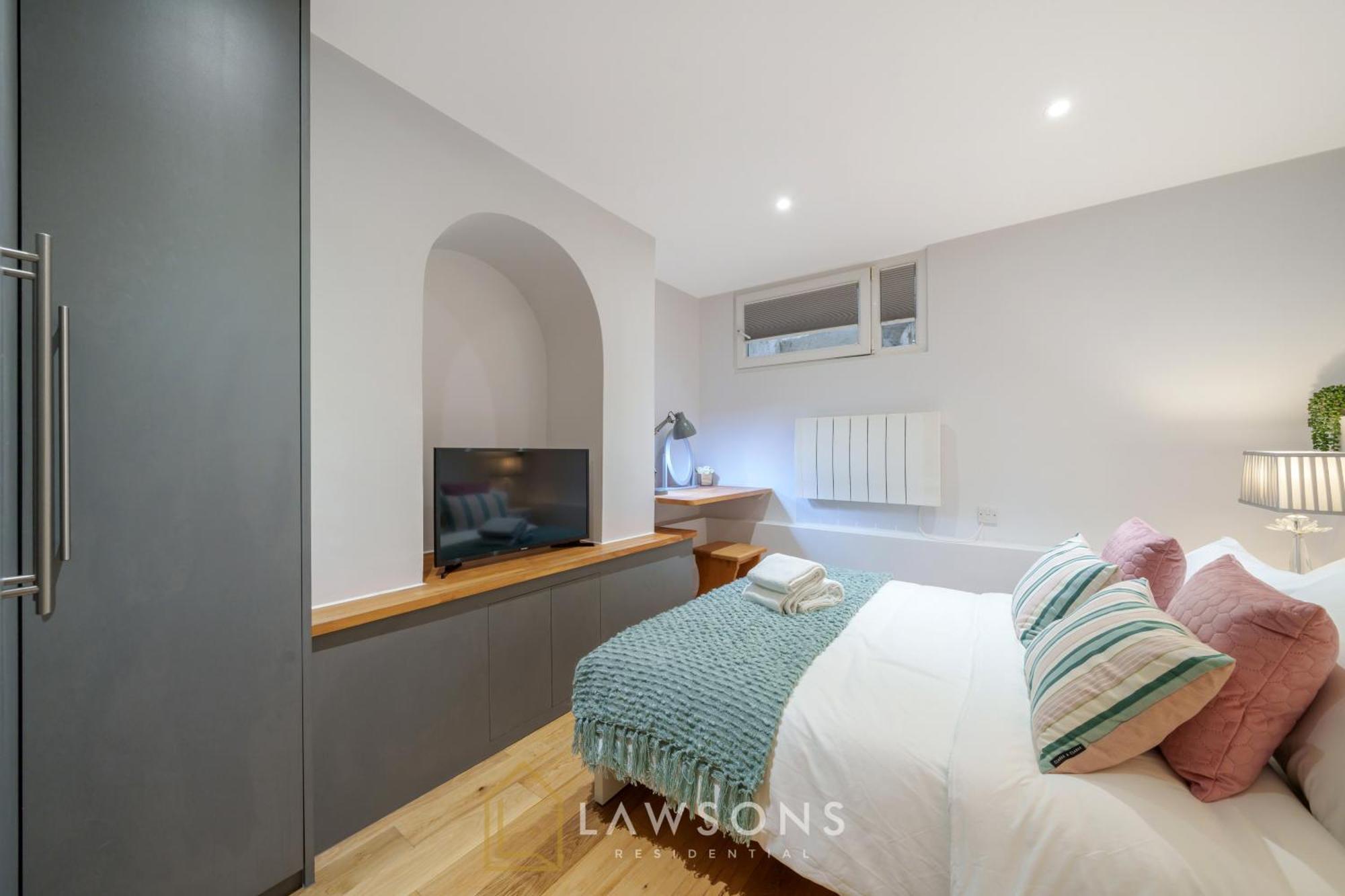 Modern Living By Lawsons With Free Parking Windsor Buitenkant foto